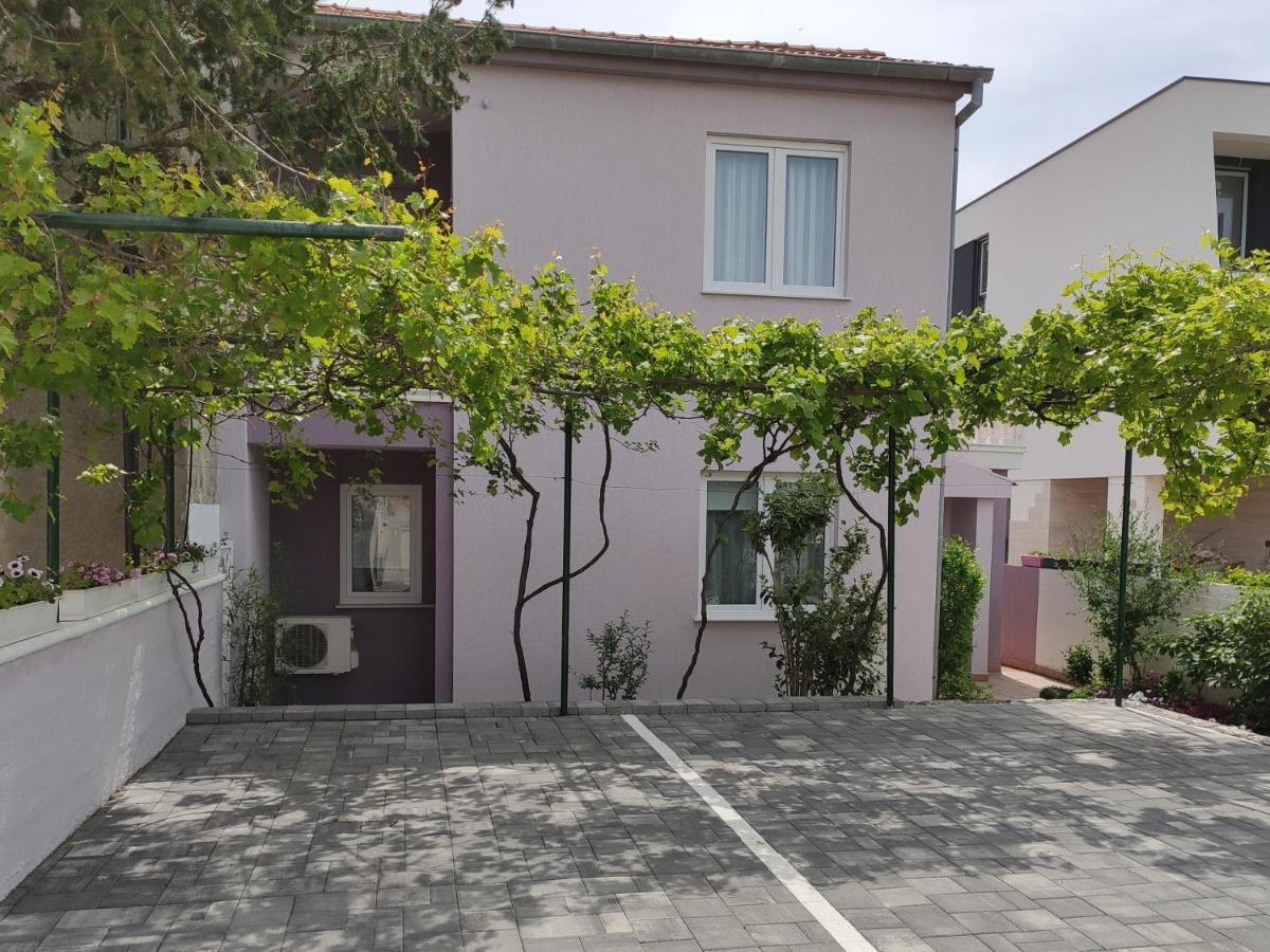 Apartments Tessa 77 Μεντουλίν Εξωτερικό φωτογραφία